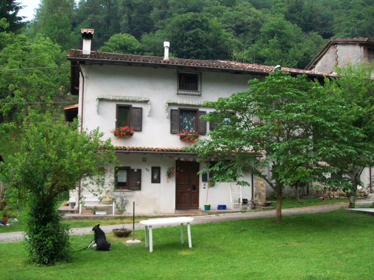B&B In Fattoria Frisanco Bagian luar foto