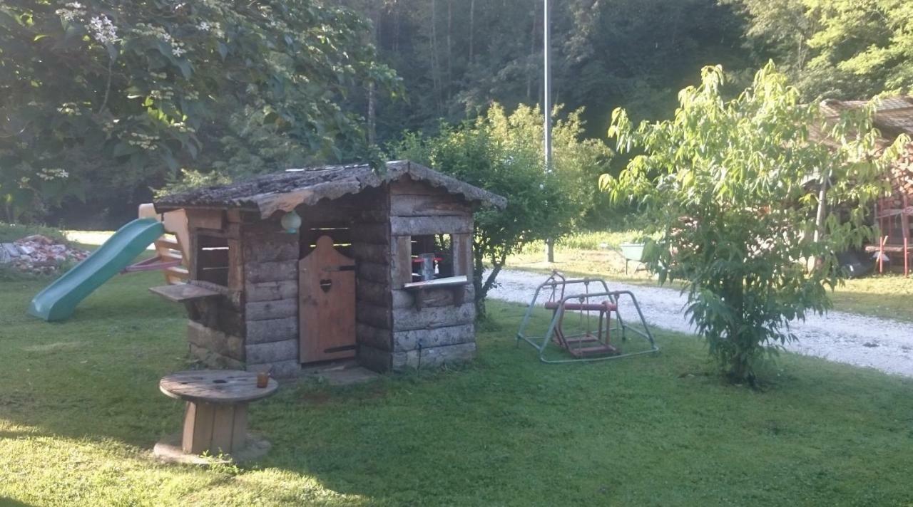 B&B In Fattoria Frisanco Bagian luar foto